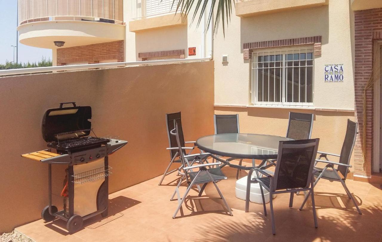 Cozy Home In Orihuela Costa With Kitchen Dehesa de Campoamor  Eksteriør bilde